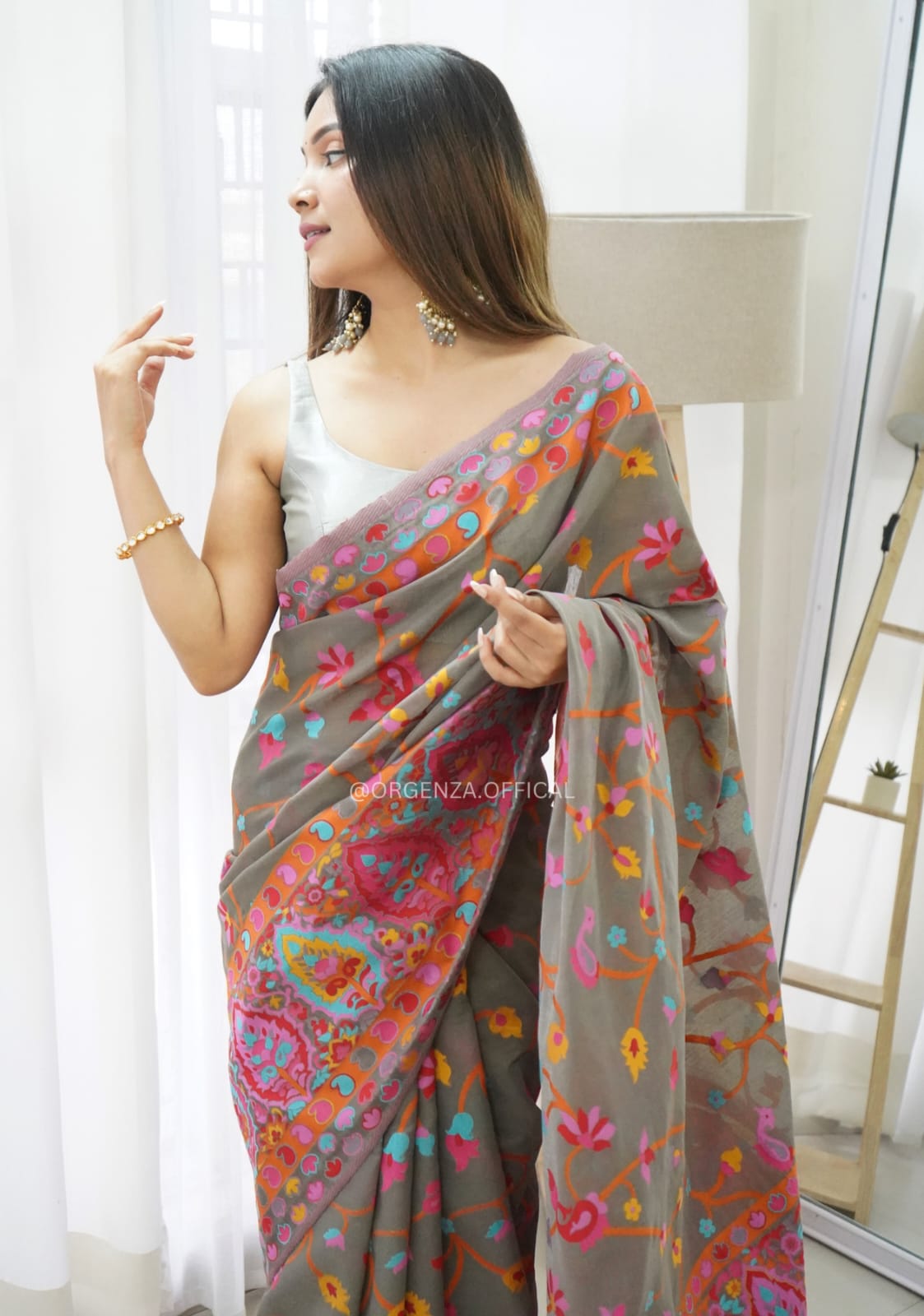 KASHMIRI WEAVING MULTIPLE COLOR THREAD WEAVING PURE ZARI WEAVING GREY