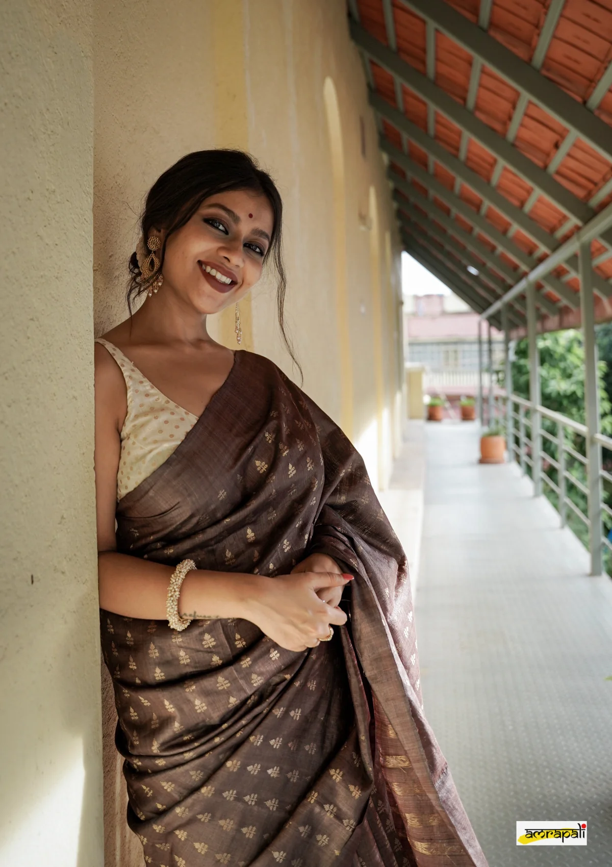 Floral Zari Silk Blend Saree