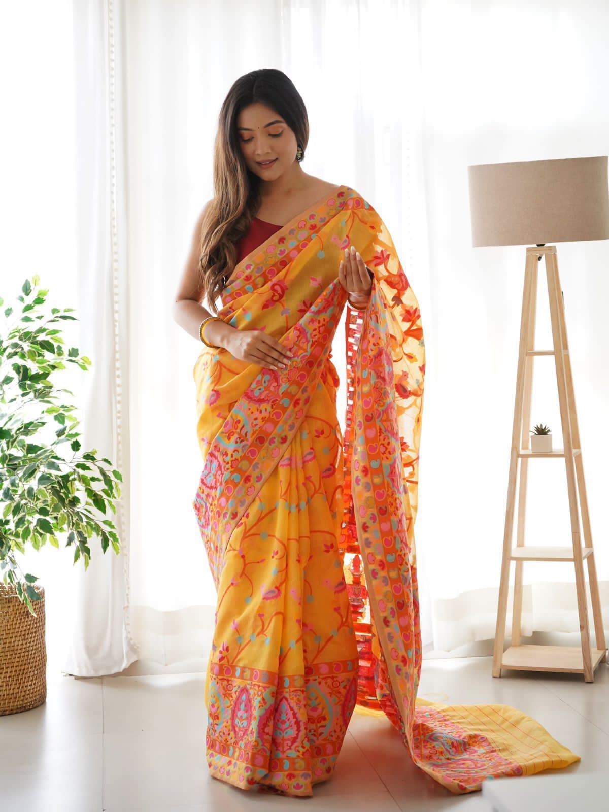 KASHMIRI WEAVING MULTIPLE COLOR THREAD WEAVING PURE ZARI WEAVING YElLOW