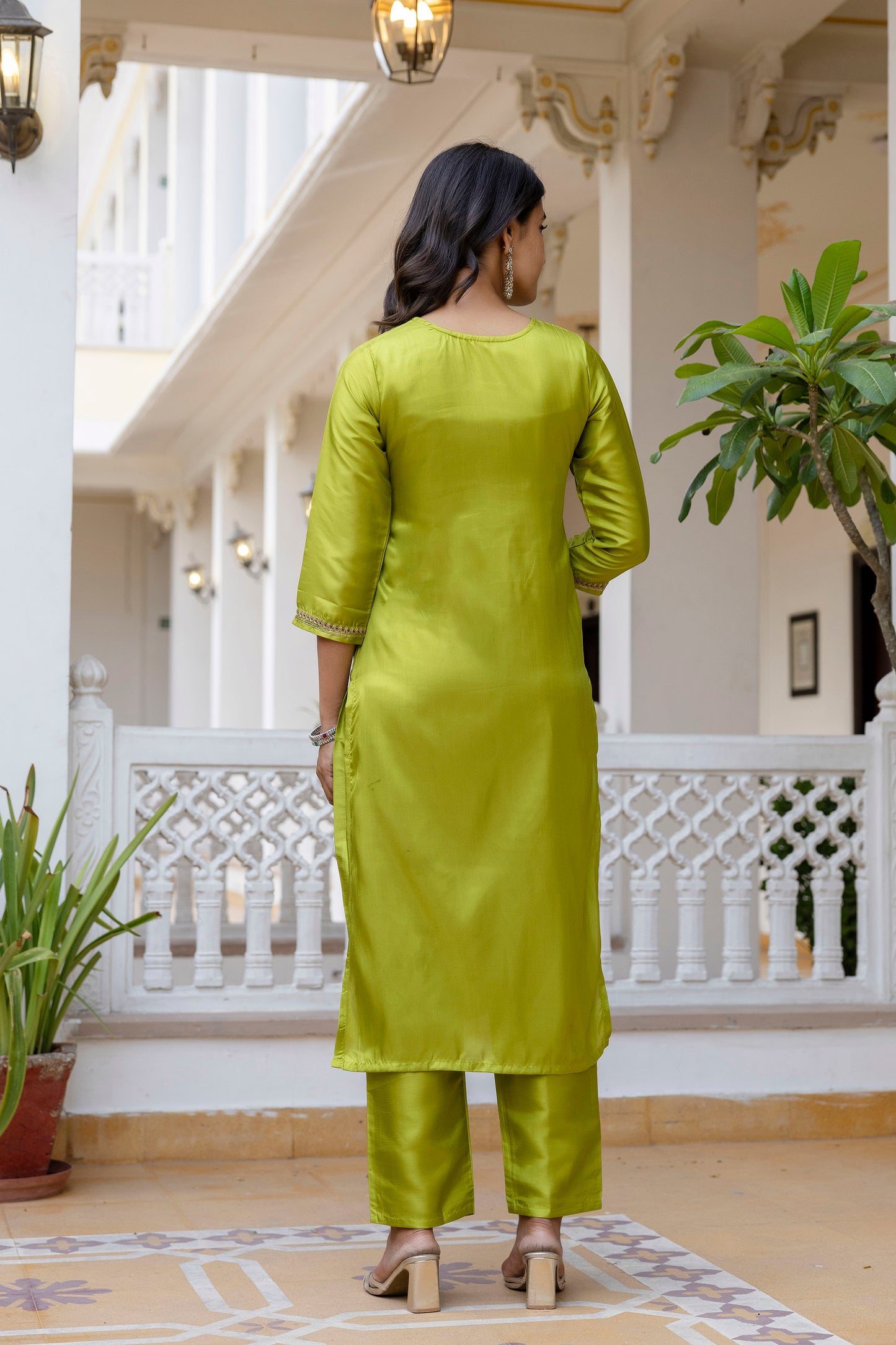 MINT GREEN COLOURED WOMEN'S PURE SILK KURTA WITH DUPATTA SET