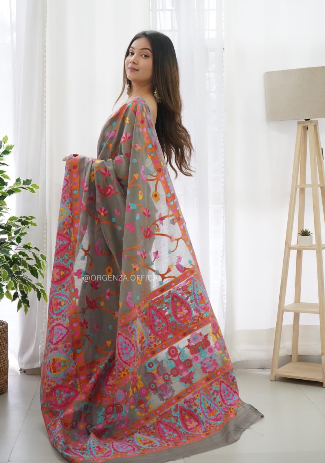 KASHMIRI WEAVING MULTIPLE COLOR THREAD WEAVING PURE ZARI WEAVING GREY