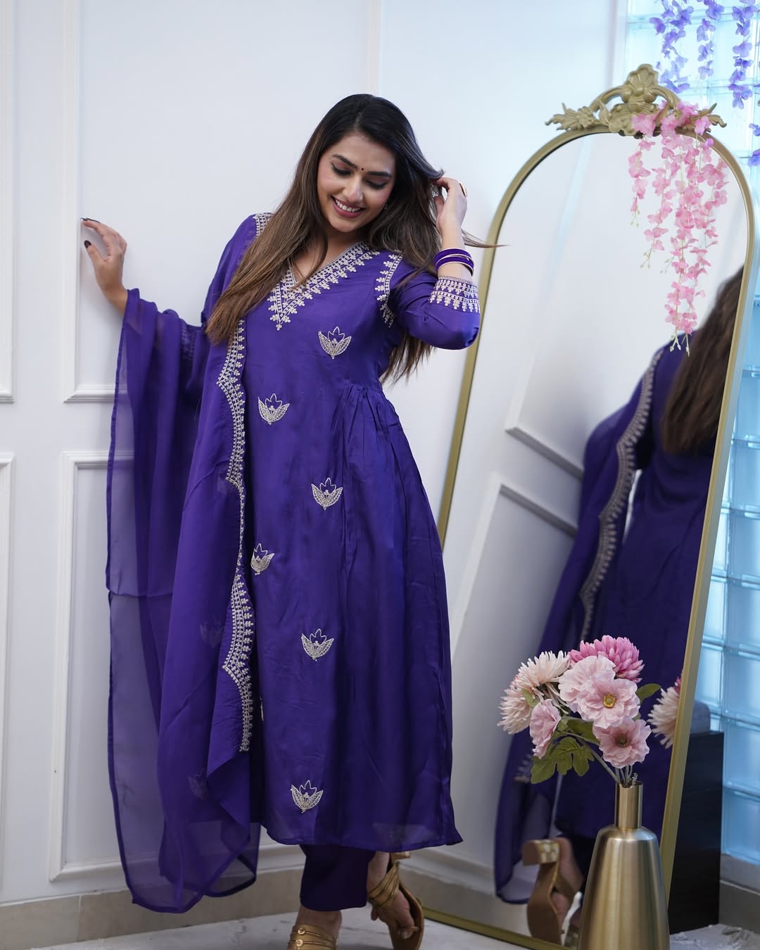 PURPLE COLOURED WOMEN'S PV CHANDERI KURTA WITH PANT DUPATTA SET