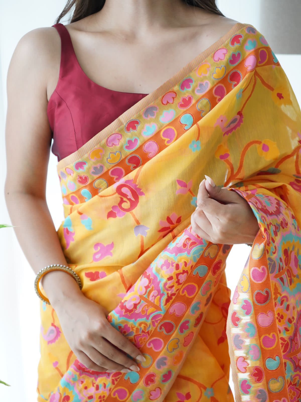 KASHMIRI WEAVING MULTIPLE COLOR THREAD WEAVING PURE ZARI WEAVING YElLOW