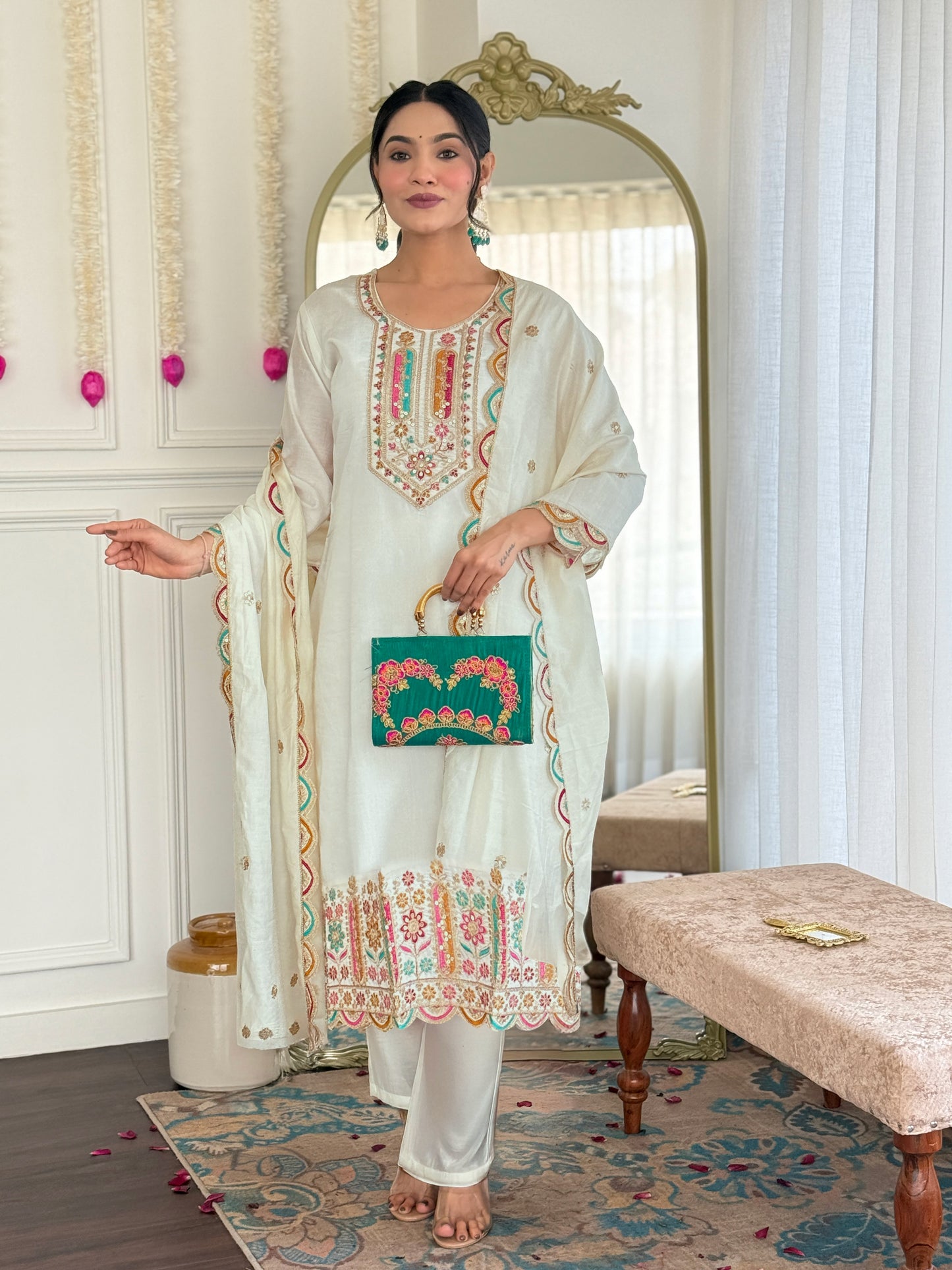 WHITE BEAUTIFUL COLOURED TREDITIONAL WEAR KURTA SET