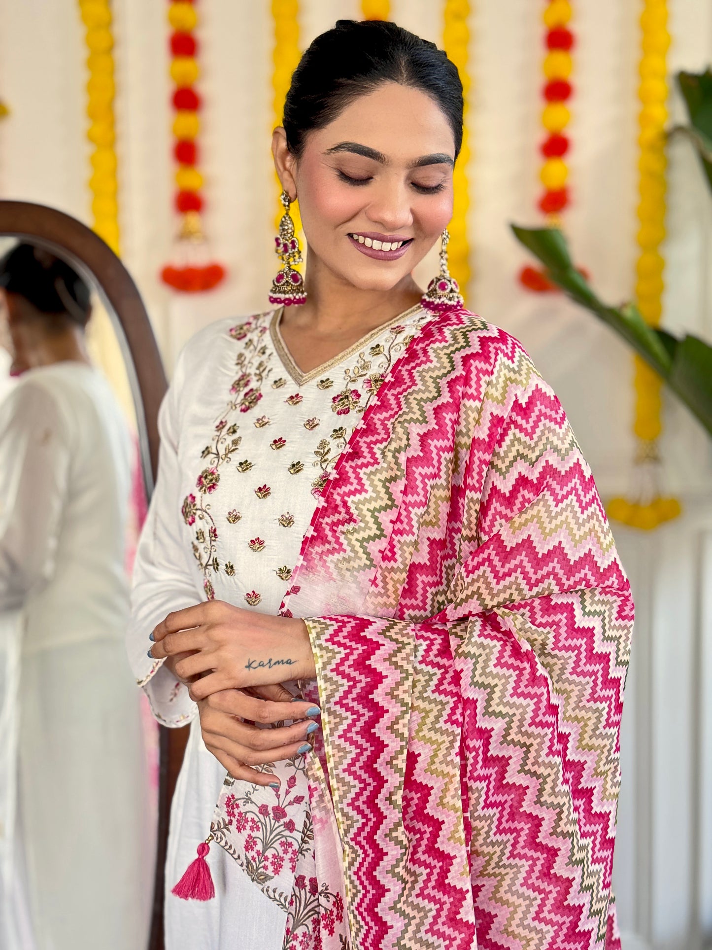WHITE COLOURED Women Embroidered Chanderi Kurta set