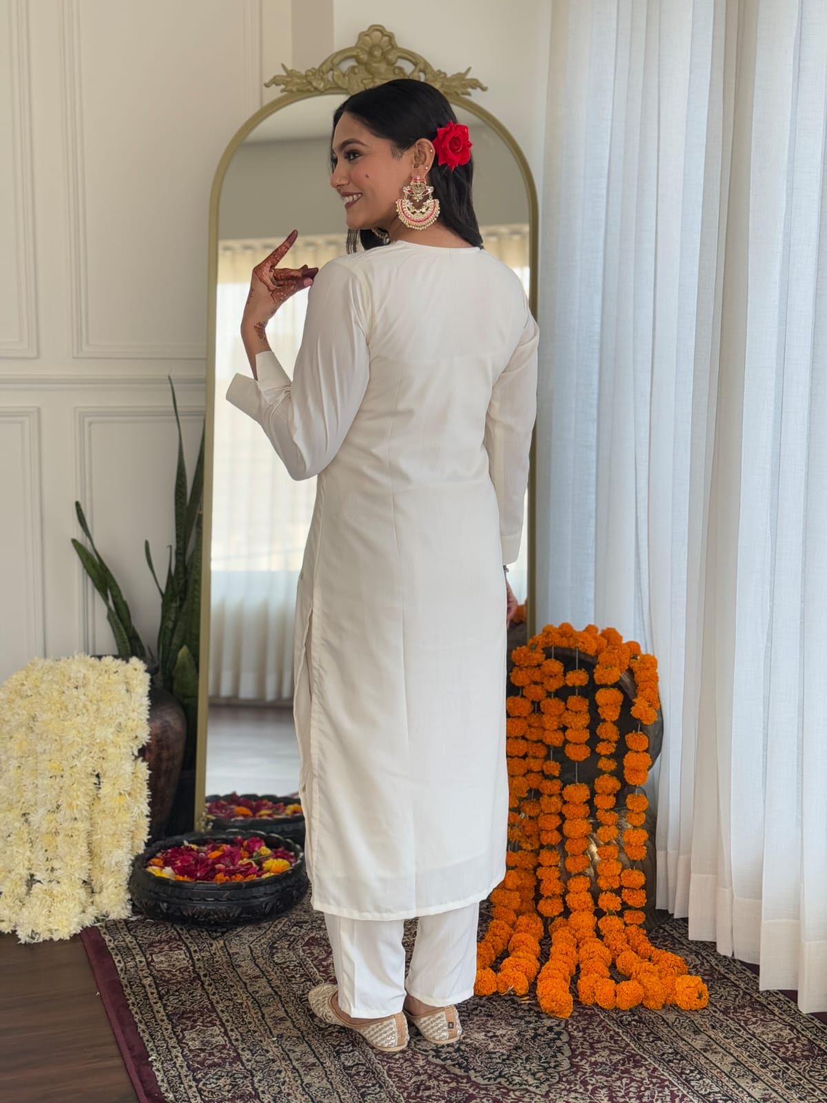 WHITE COLOURED WOMEN EMBROIDERY WORK KURTA SET (Copy)