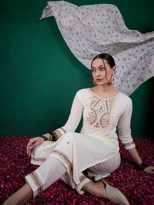 WHITE COLOURED WOMEN'S EMBROIDERY KURTA SET