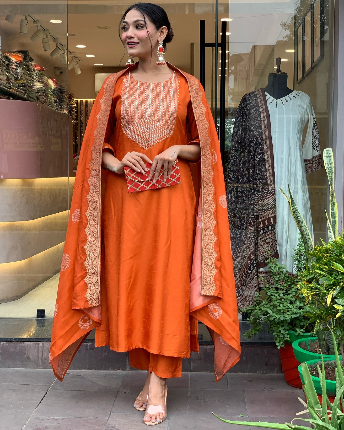 KRITVA ORANGE COLOURED WOMEN'S CHANDERI SILK KURTA SET