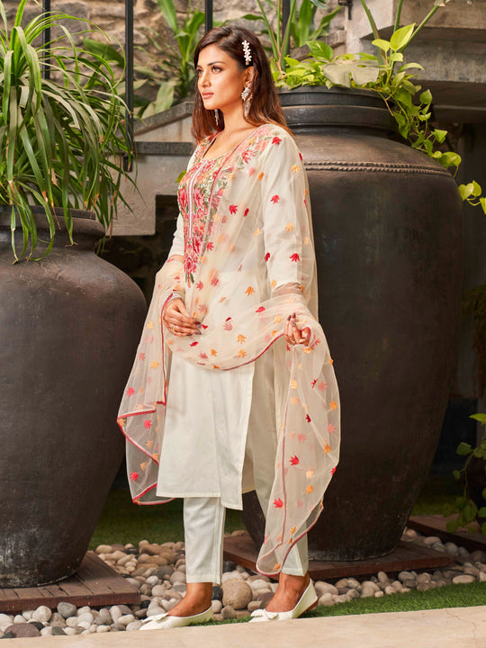 WHITE COLOURED WOMEN'S VISCOSE CHANDERI EMBROIDERED KURTA WITH PANT DUPATTA SET