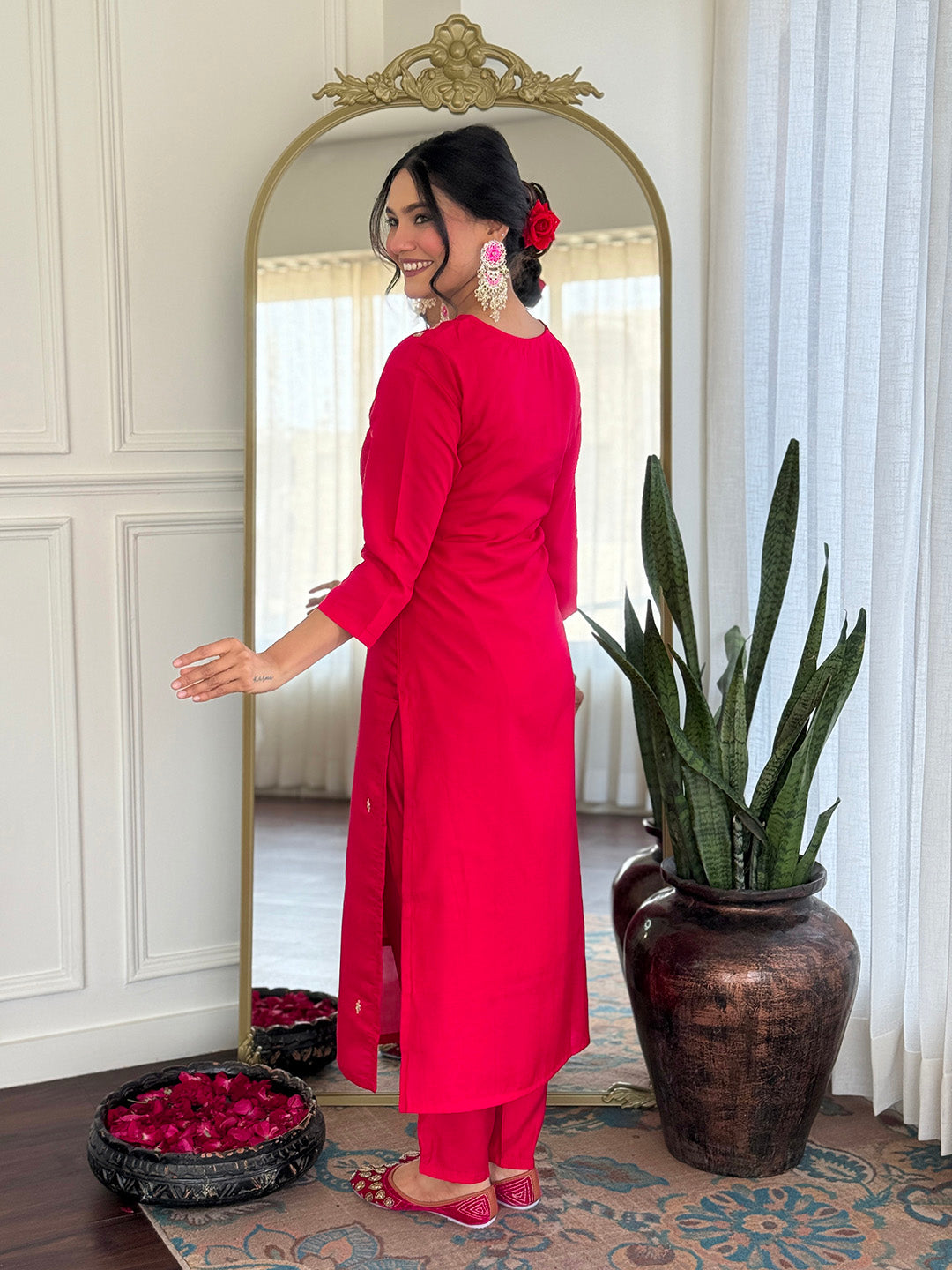 PINK COLOURED WOMEN'S ROMAN SILK EMBROIDERED STRAIGHT KURTA WITH PANT DUPATTA SET