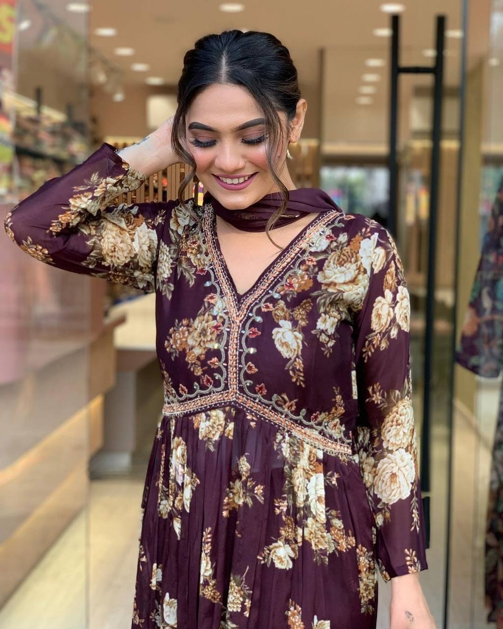 MAROON COLOURED WOMEN'S GEORGETTE KURTA WITH PANT DUPATTA SET