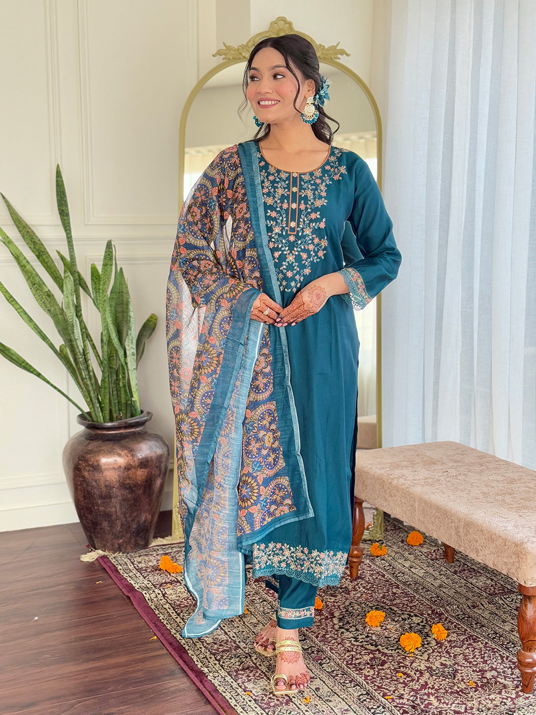 TEAL COLOURED WOMEN'S CHANDERI SILK EMBROIDERED KURTA WITH PANT DUPATTA SET