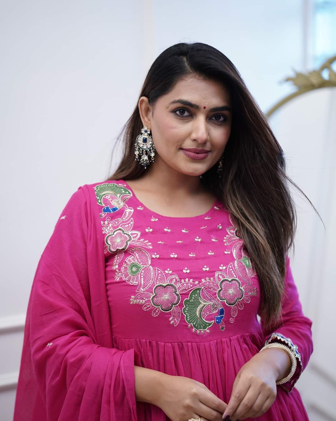 MORLO PINK COLOURED WOMEN'S BSY CHINNON KURTA WITH PANT DUPATTA SET