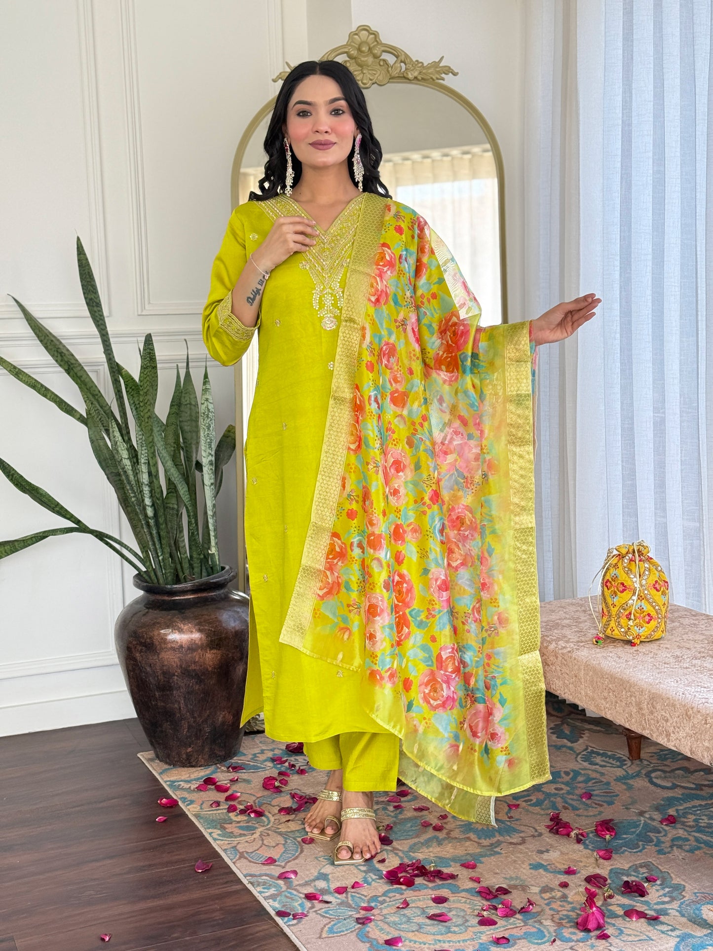YELLOW GREEN COLOURED WOMEN'S VISCOSE CHANDERI EMBROIDERED KURTA WITH PANT DUPATTA SET
