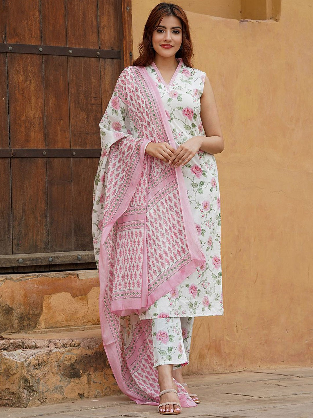 DAMINI PINK COLOURED WOMEN'S COTTON SLUB KURTA WITH PANT DUPATTA SET