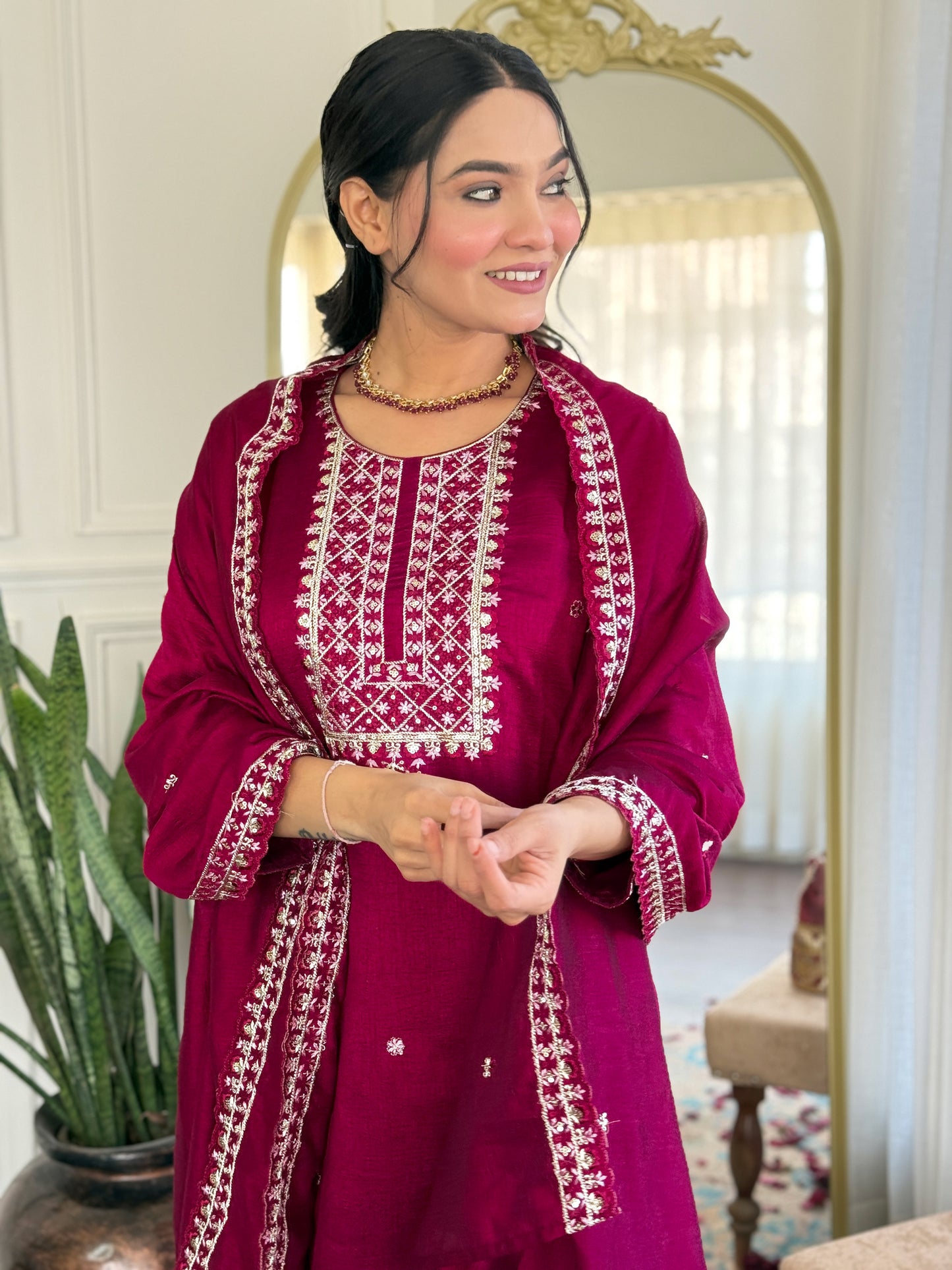 RED PINK COLOURED WOMEN'S CP VICHITRA EMBROIDERED STRAIGHT KURTA WITH PANT DUPATTA SET