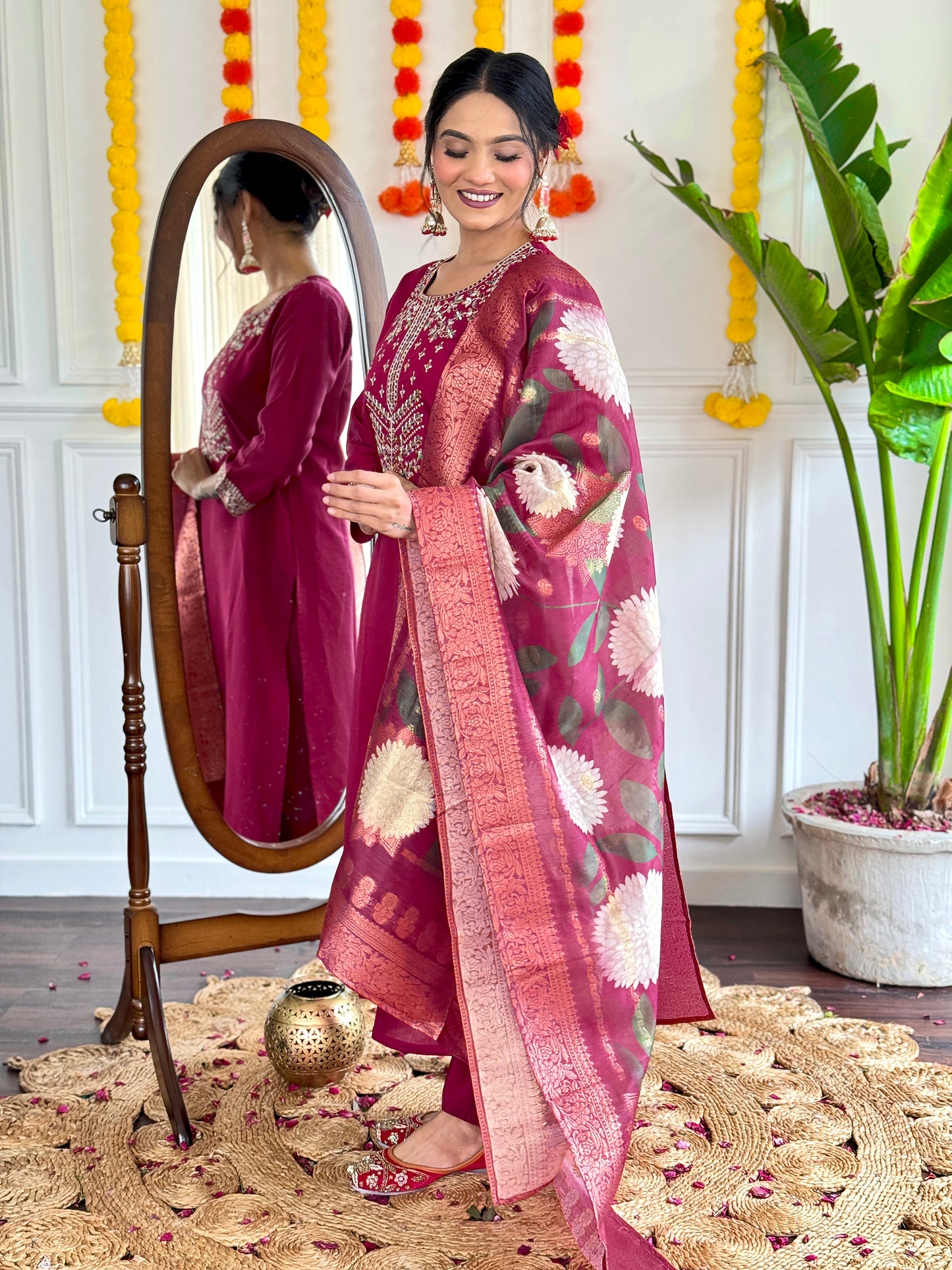 RED COLOURED WOMEN'S VISCOSE CHANDERI EMBROIDERED KURTA WITH PANT DUPATTA SET