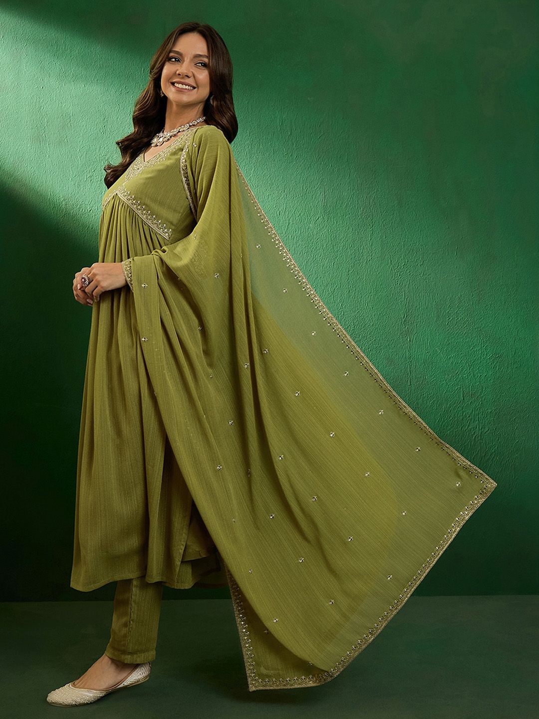 MAHENDI COLOURED WOMEN'S GEORGETTE ZOMATO EMBROIDERED KURTA WITH PANT DUPATTA SET