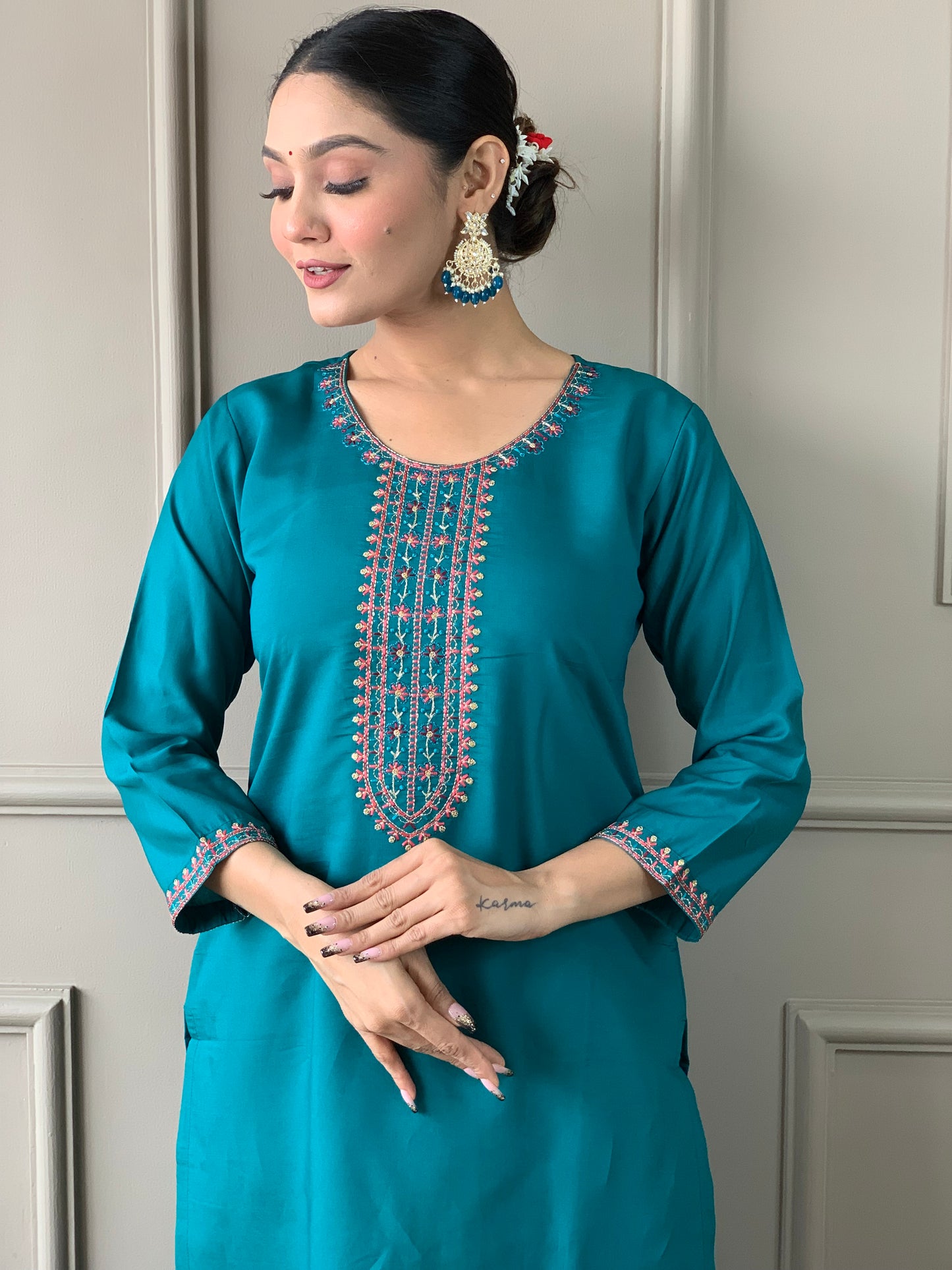 SOFIA BLUE COLOURED WOMEN'S VISCOSE CHANDERI EMBROIDERED KURTA WITH PANT DUPATTA SET
