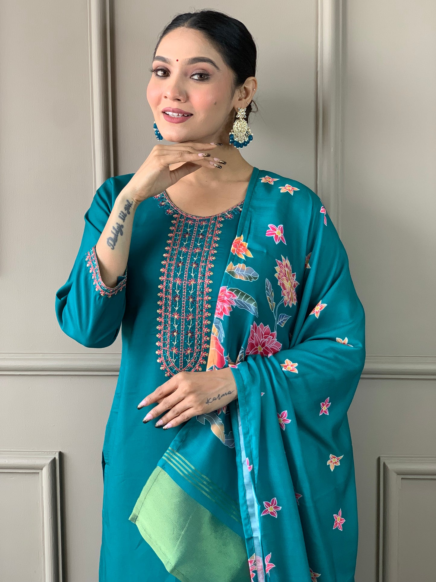SOFIA BLUE COLOURED WOMEN'S VISCOSE CHANDERI EMBROIDERED KURTA WITH PANT DUPATTA SET