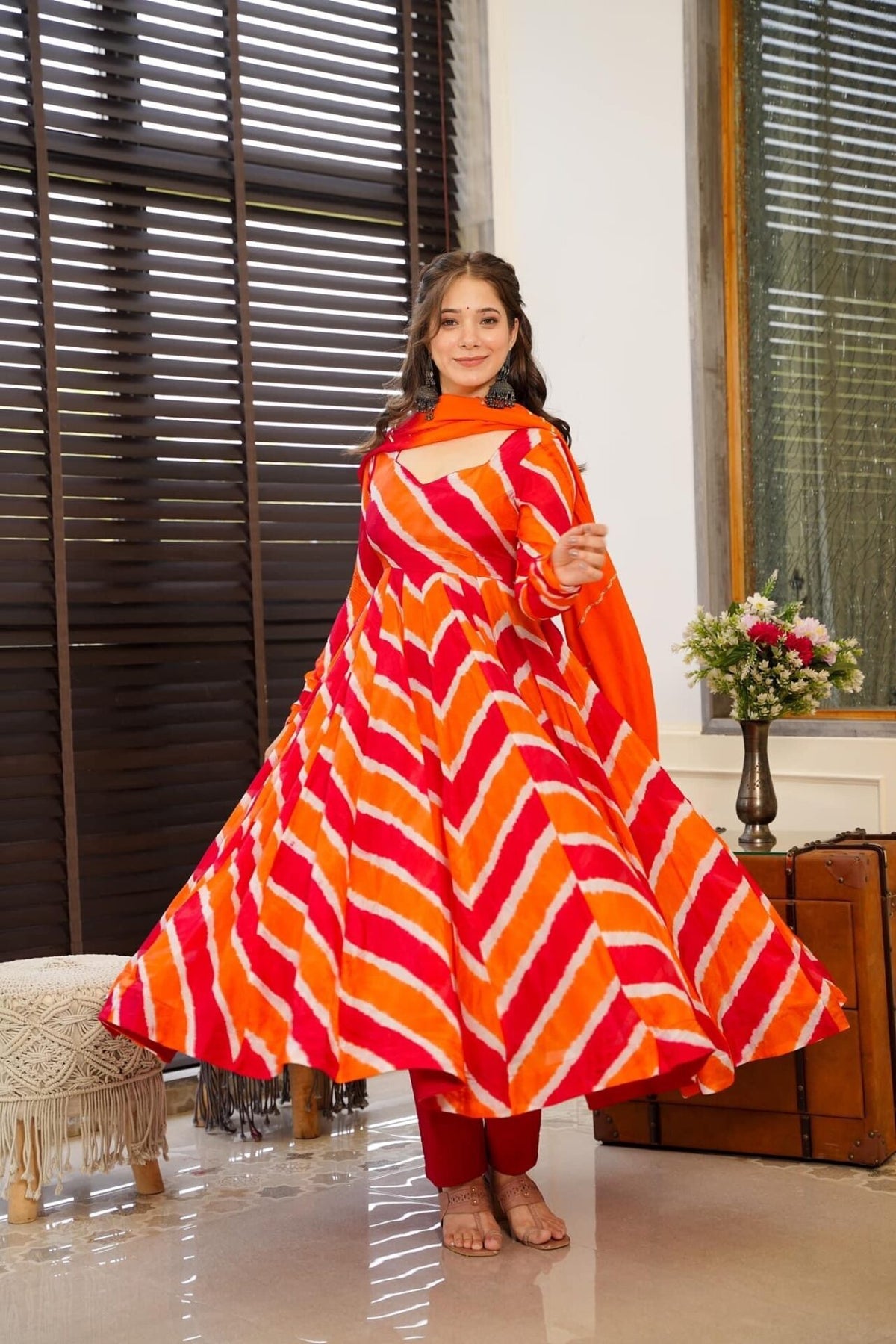 OREAGE COLOURED WOMEN'S MUSLIN BROIDERED KURTA WITH PANT DUPATTA SET