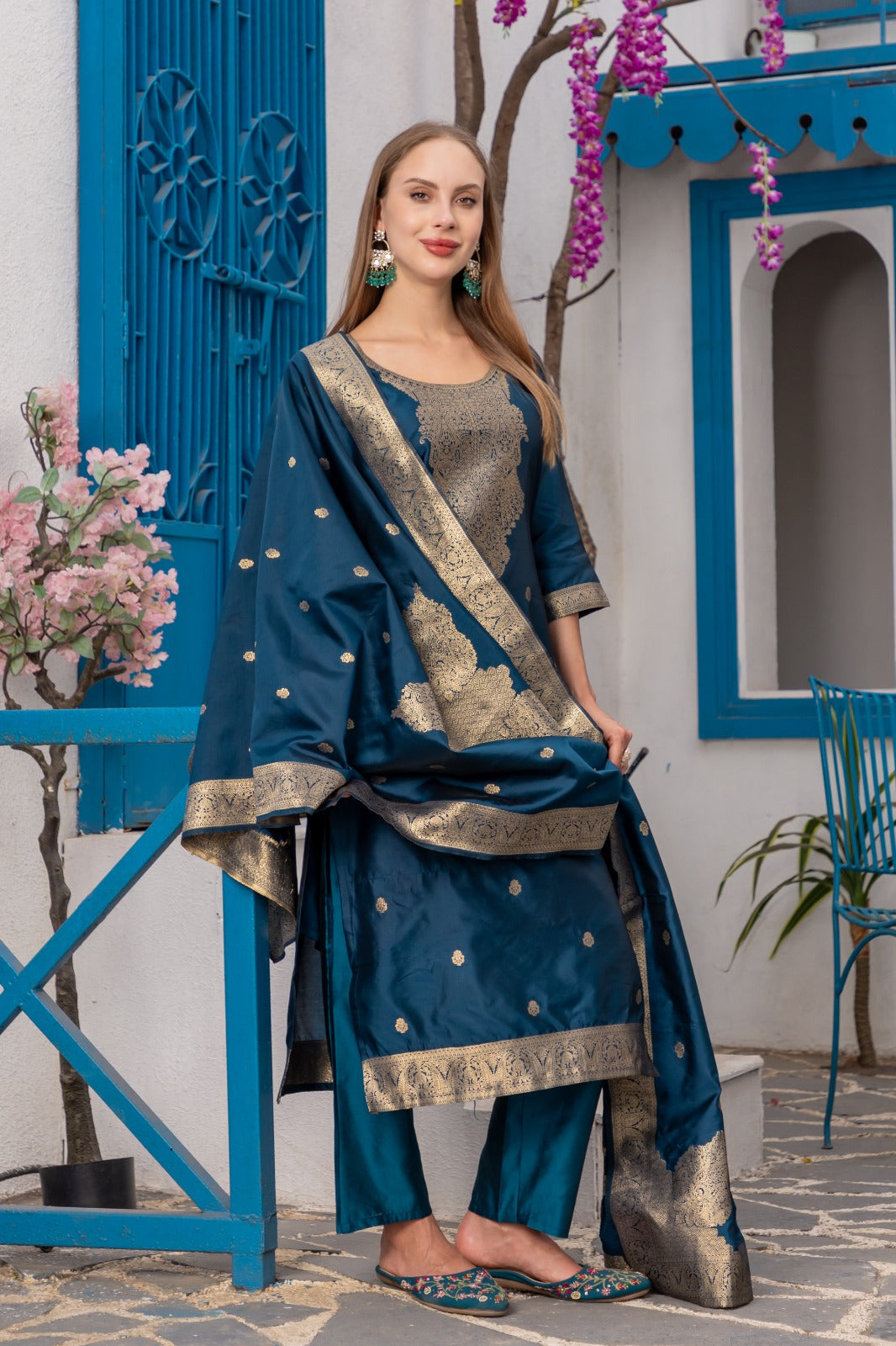 TEAL COLOURED TREDITIONAL WEAR KURTA SET