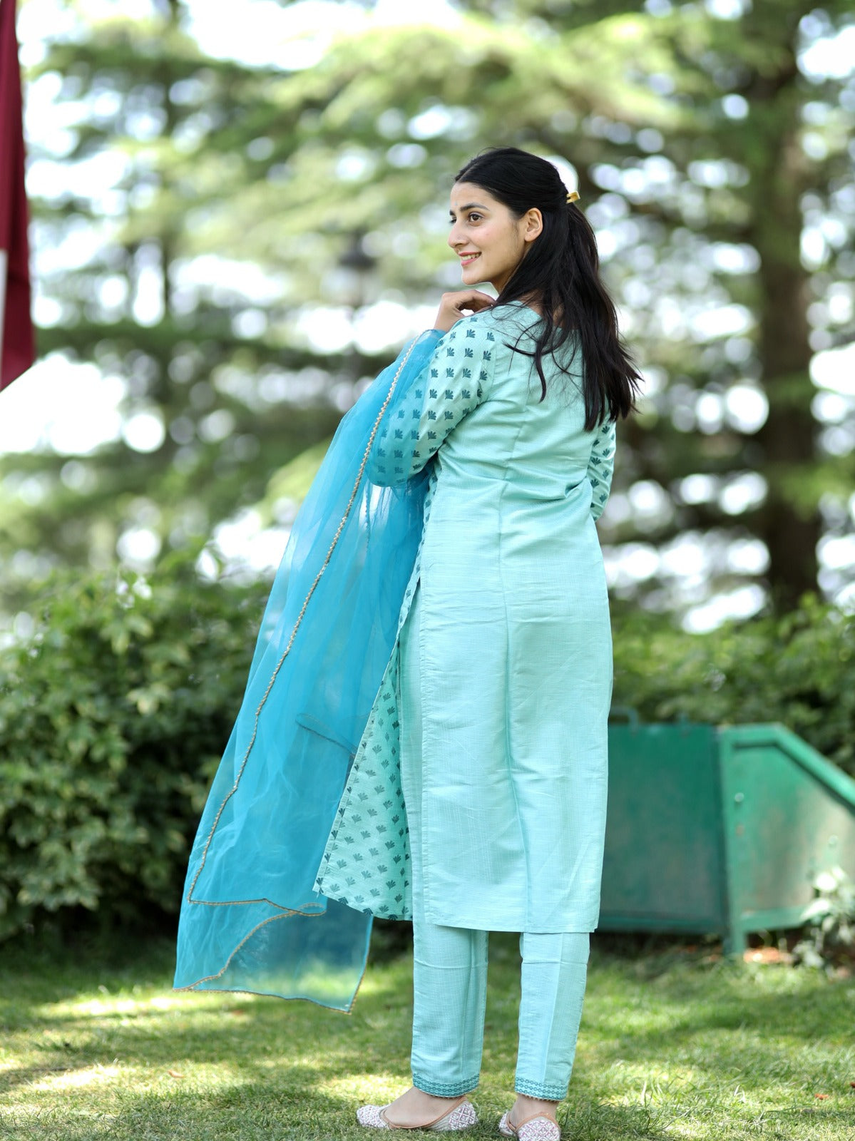 SKY COLOURED WOMEN'S RAYON KURTA WITH DUPATTA SET