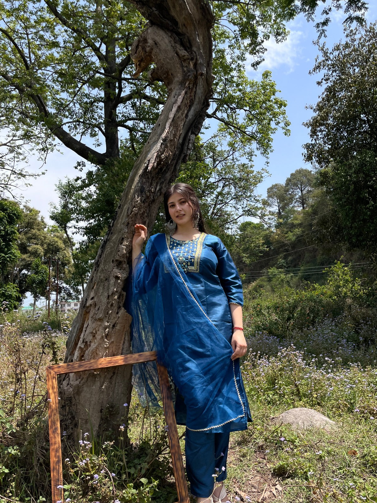 BLUE COLOURED WOMEN'S RAYON KURTA WITH DUPATTA SET