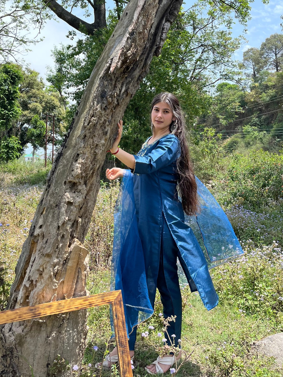 BLUE COLOURED WOMEN'S RAYON KURTA WITH DUPATTA SET
