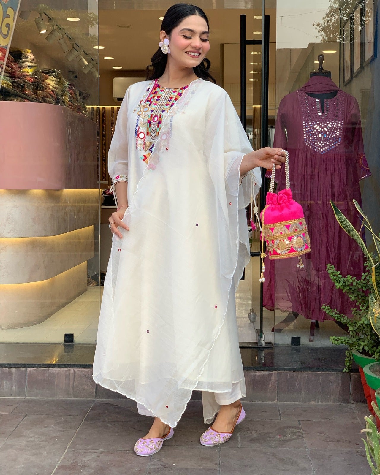 YAMINI WHITE COLOURED WOMEN'S CHANDERI SILK EMBROIDERED KURTA WITH PANT DUPATTA SET