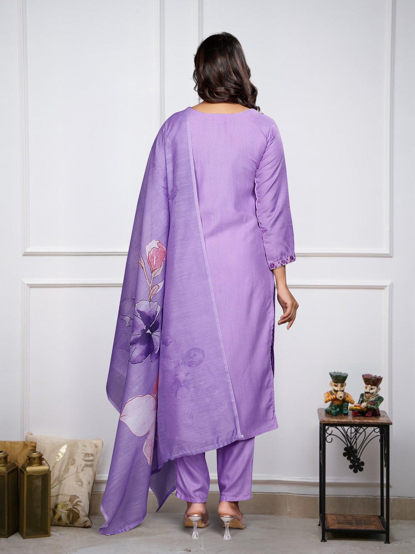 LIGHT PUPRLE COLOURED WOMEN'SSOFT RAYON SLUB KURTA WITH PANT DUPATTA SET