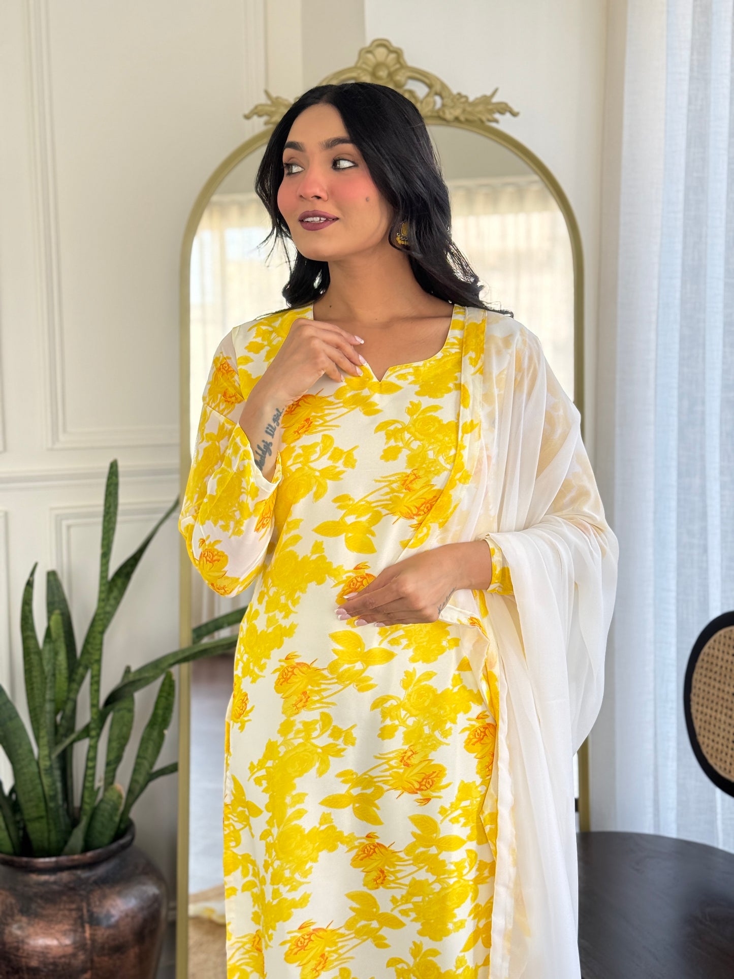 YELLOW COLOURED WOMEN'S GEORGETTE KURTA WITH PANT DUPATTA SET