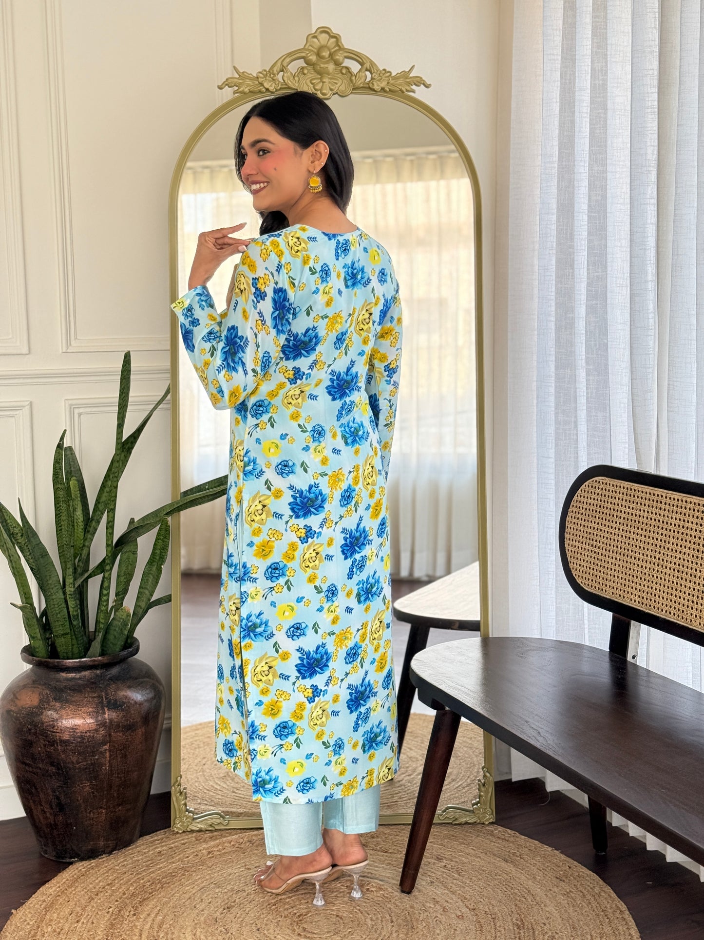 SKY COLOURED WOMEN'S GEORGETTE KURTA WITH PANT DUPATTA SET