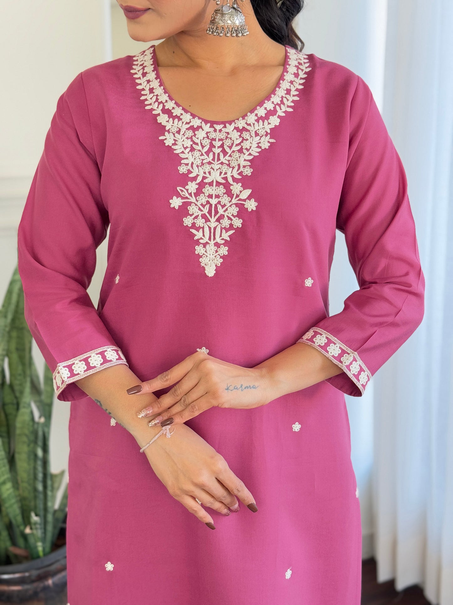 LIGHT PINK COLOURED WOMEN'S CHANDERI SILK EMBROIDERED STRAIGHT KURTA WITH PANT DUPATTA SET