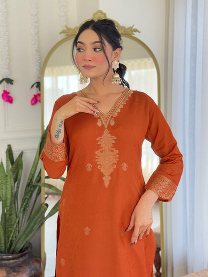 OREAGE  COLOURED  WOMEN'S VISCOSE JACQUARD   KURTA  WITH PANT DUPATTA  SET