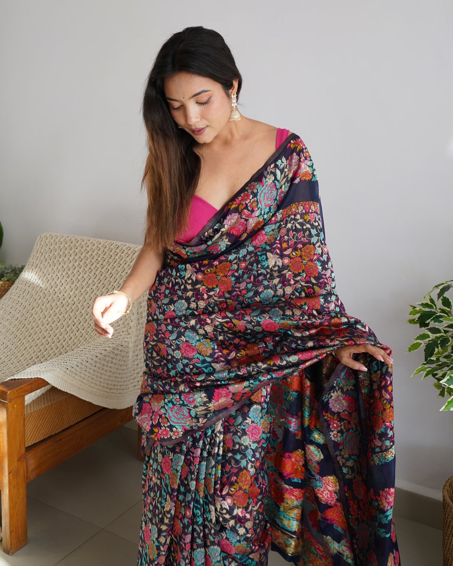 Kashmiri Weaving Multiple color thread weaving pure zari weaving Blue coloured saree