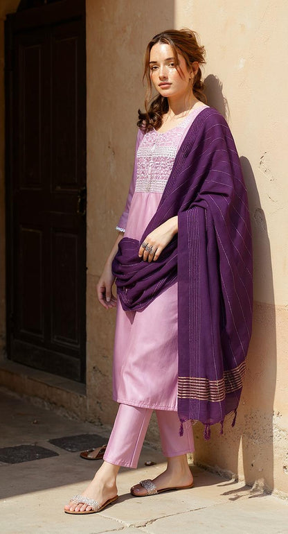 LAVENDER COLOURED  WOMEN'S POLYSETER  KURTA WITH  DUPATTA SET