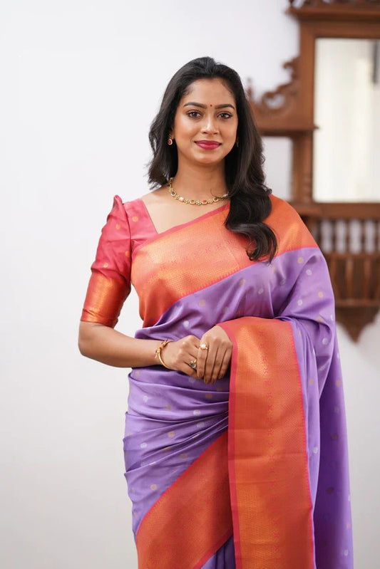 Floral Zari Silk Blend Banarasi Saree