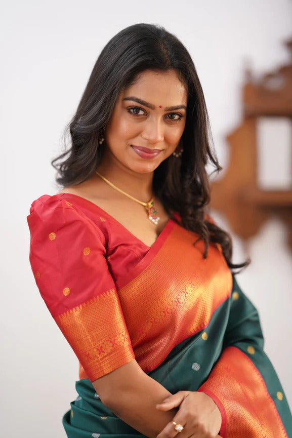 Floral Zari Silk Blend Banarasi Saree