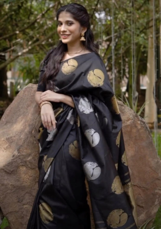 Floral Zari Silk Blend Banarasi Saree