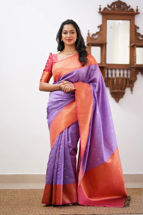 Floral Zari Silk Blend Banarasi Saree