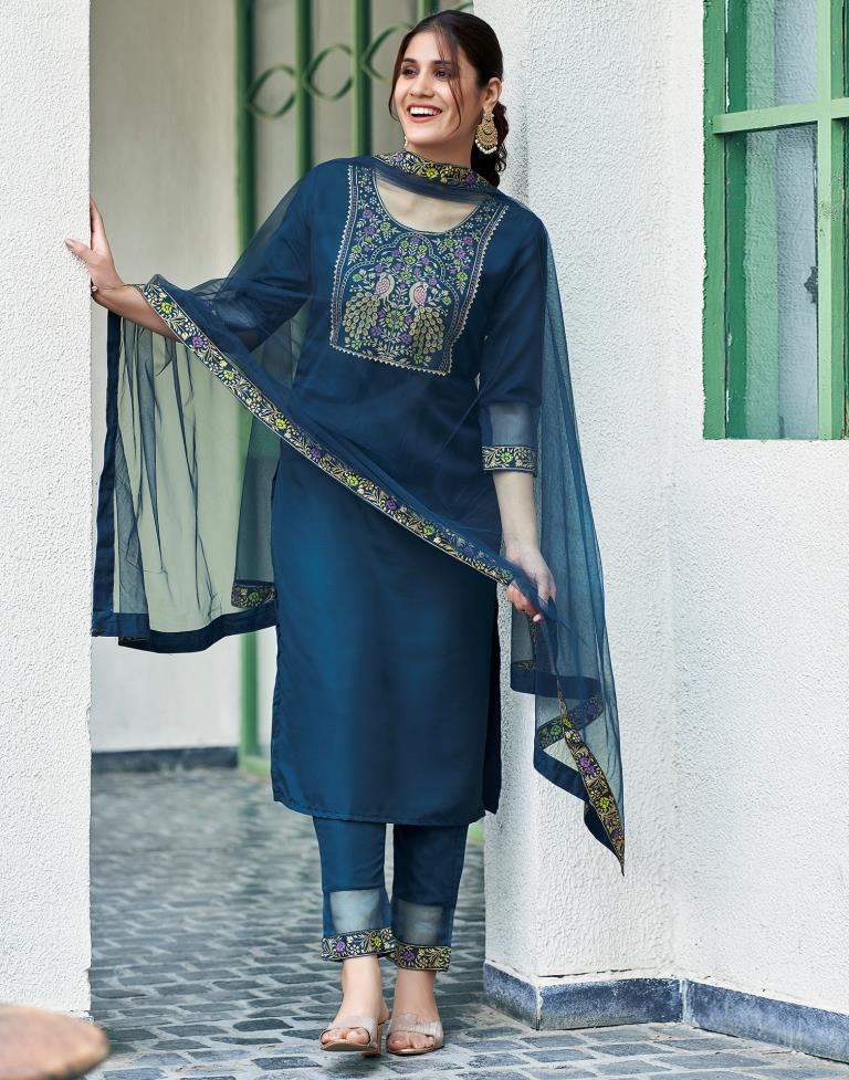 BLUE  COLOURED  WOMEN'S VISCOSE RAYON KURTA WITH  DUPATTA SET