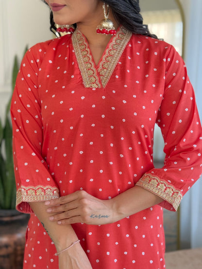 ORANGE  COLOURED  WOMEN'S  REYON   EMBROIDERED  KURTA WITH PANT DUPATTA SET