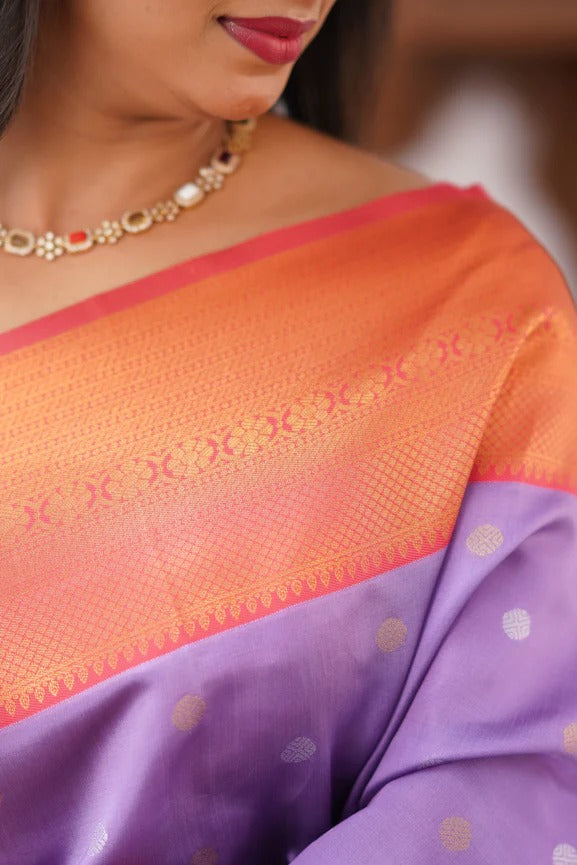 Floral Zari Silk Blend Banarasi Saree