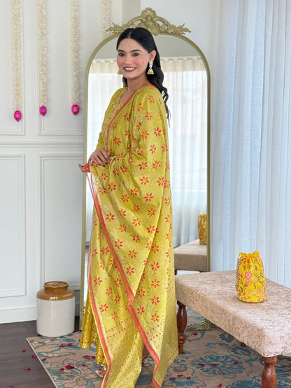YELLOW  COLOURED WOMEN VISCOSE CHANDERI KURTA SET