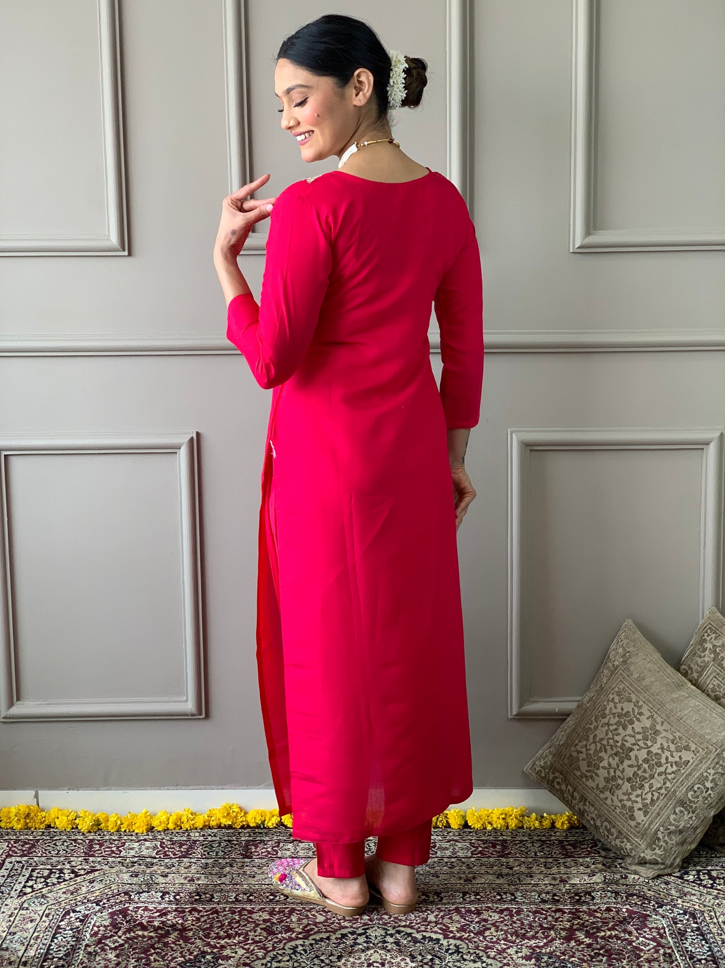 PINK  COLOURED WOMEN'S  VISCOSE CHANDERI KURTA SET