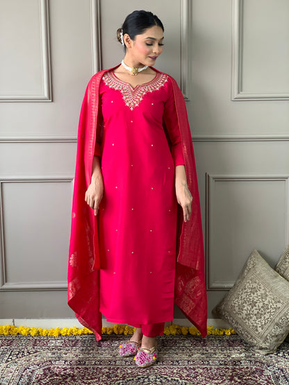 PINK  COLOURED WOMEN'S  VISCOSE CHANDERI KURTA SET