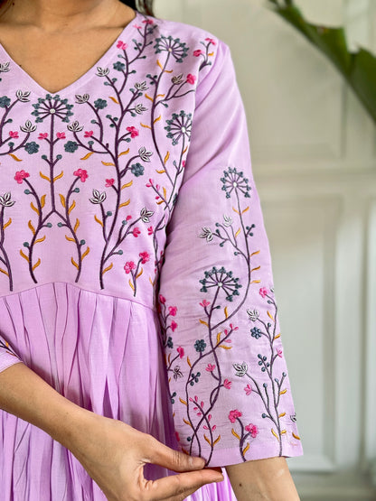 LIGHT PURPLE  COLOURED WOMEN'S  VISCOSE CHANDERI KURTA SET
