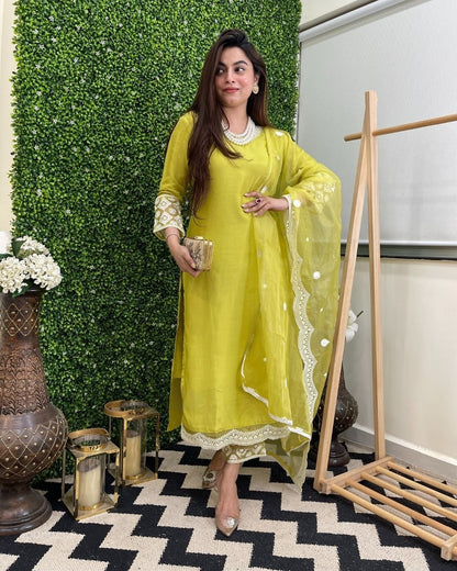 PISTA YELLOW   COLOURED WOMEN'S  EMBROIDERY KURTA SET