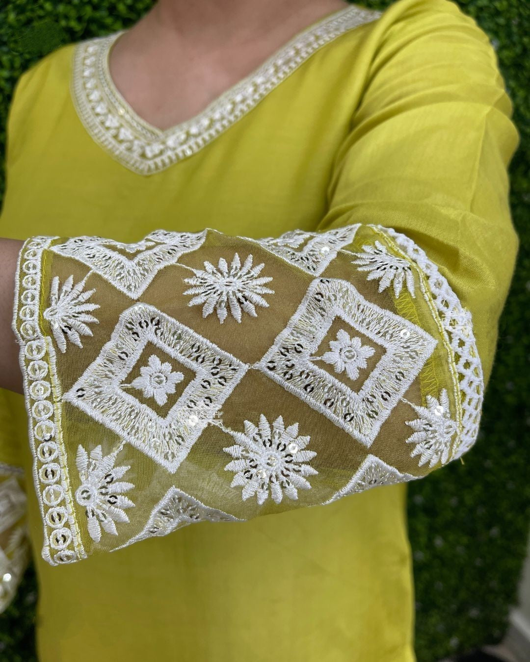 PISTA YELLOW   COLOURED WOMEN'S  EMBROIDERY KURTA SET